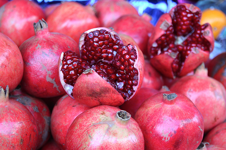 11 Benefits of Pomegranate