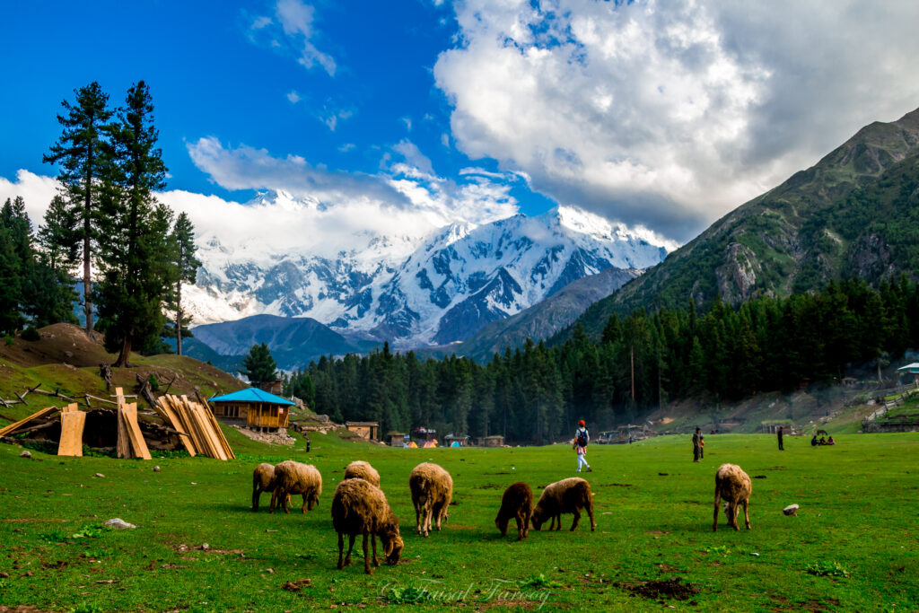 Top 10 Best Visiting Places in Pakistan